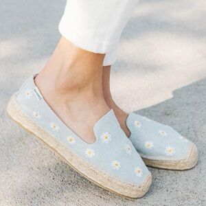 Soludos Daisies Embroidered Chambray Espadrilles | 7.5